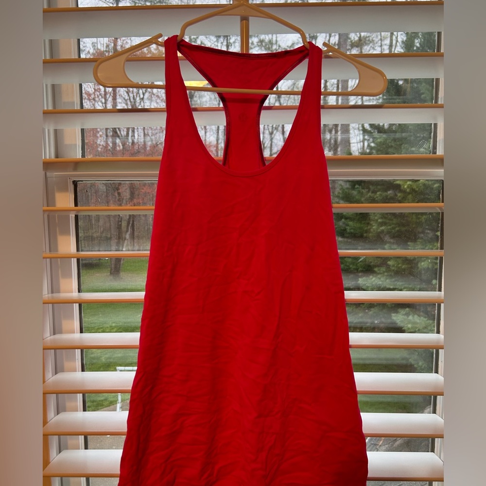 Lululemon sonic pink tank